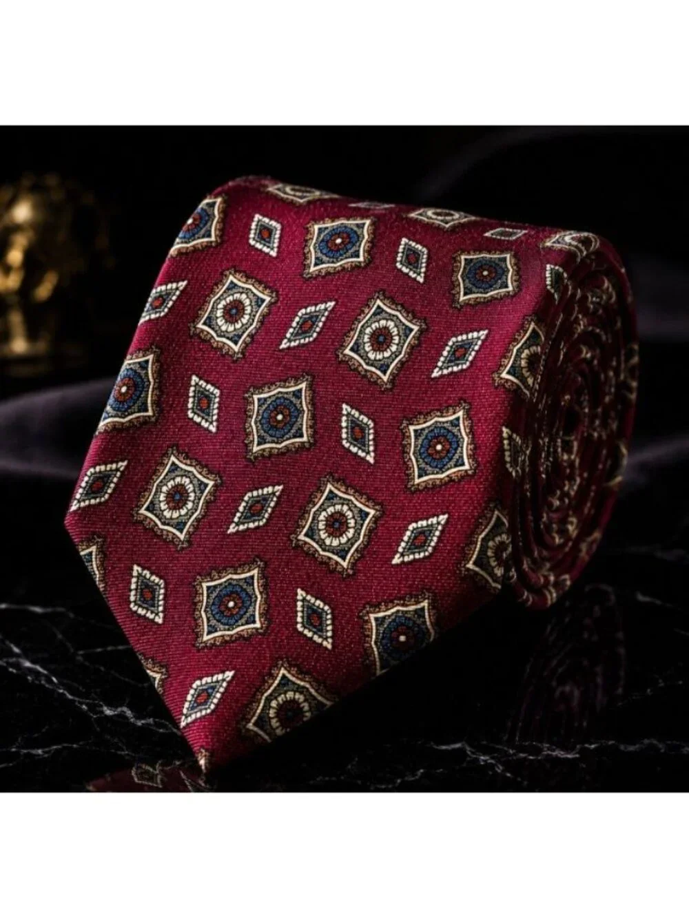 Eastwick All Silk Necktie Burgundy Geometric Medallion Vintage Classic Tie